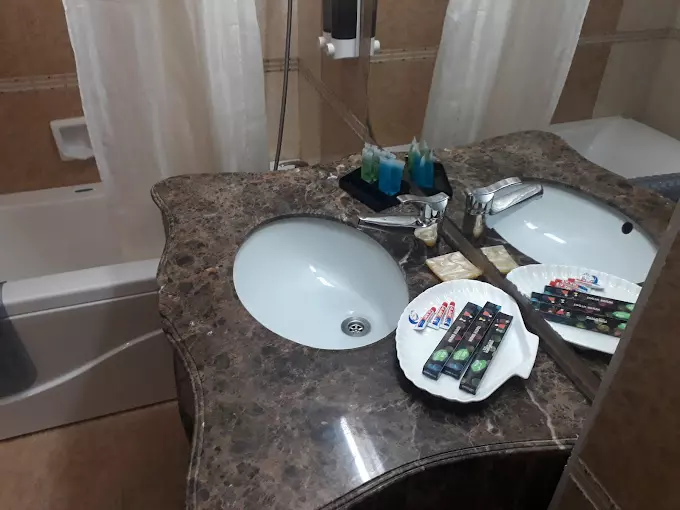 سرویس بهداشتی و حمام هتل پارمیدا کیش